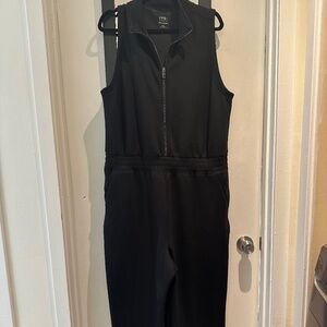 Abercrombie & Fitch YPB neoKNIT Half-Zip Jumpsuit